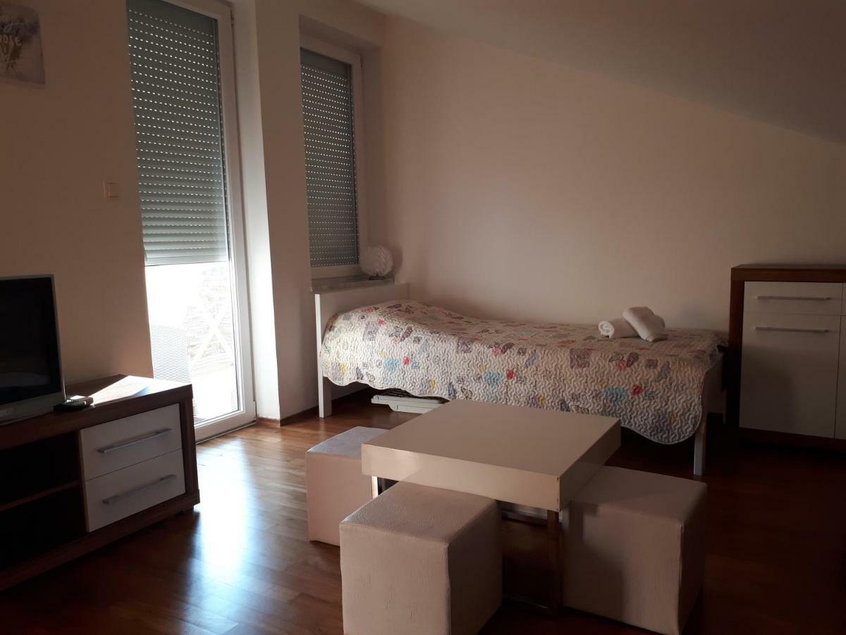 바슈카 Ruzmarinka 4* 아파트 외부 사진
